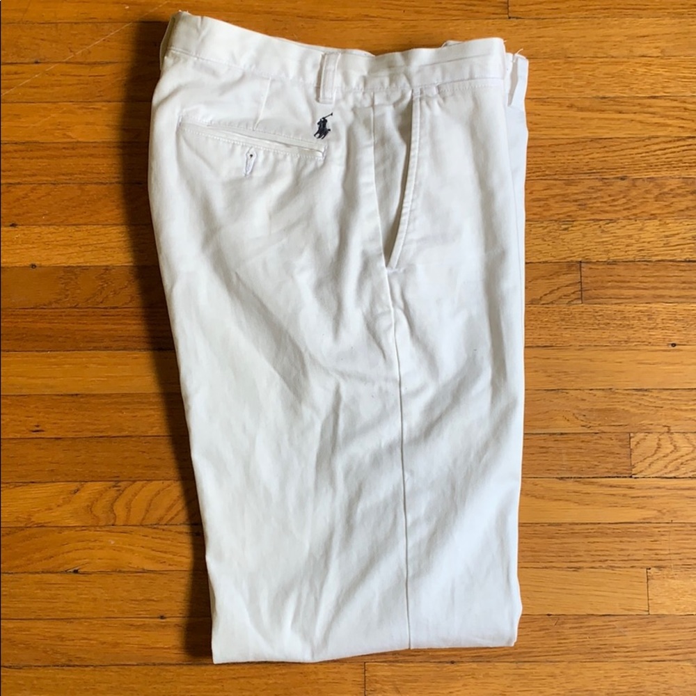 30-30 White Classic Fit Chinos